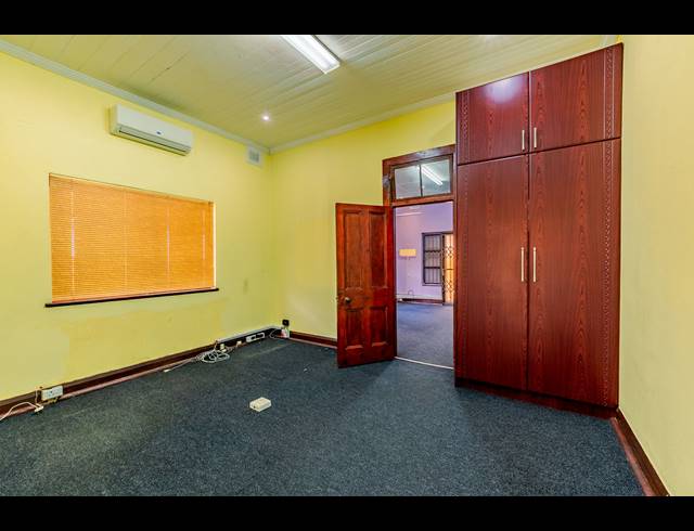 3 BEDROOM HOUSE FOR SALE IN WINDERMERE